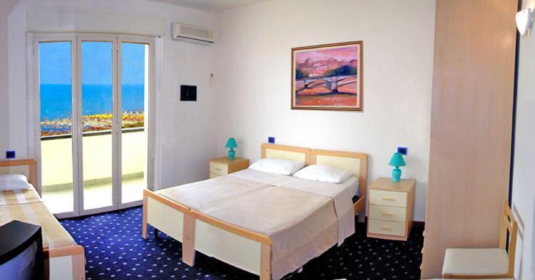 Medi Garden Hotel&Residence ألبا أدرياتيكا المظهر الخارجي الصورة