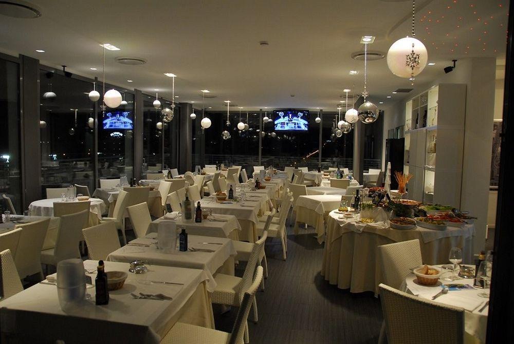 Medi Garden Hotel&Residence ألبا أدرياتيكا المظهر الخارجي الصورة
