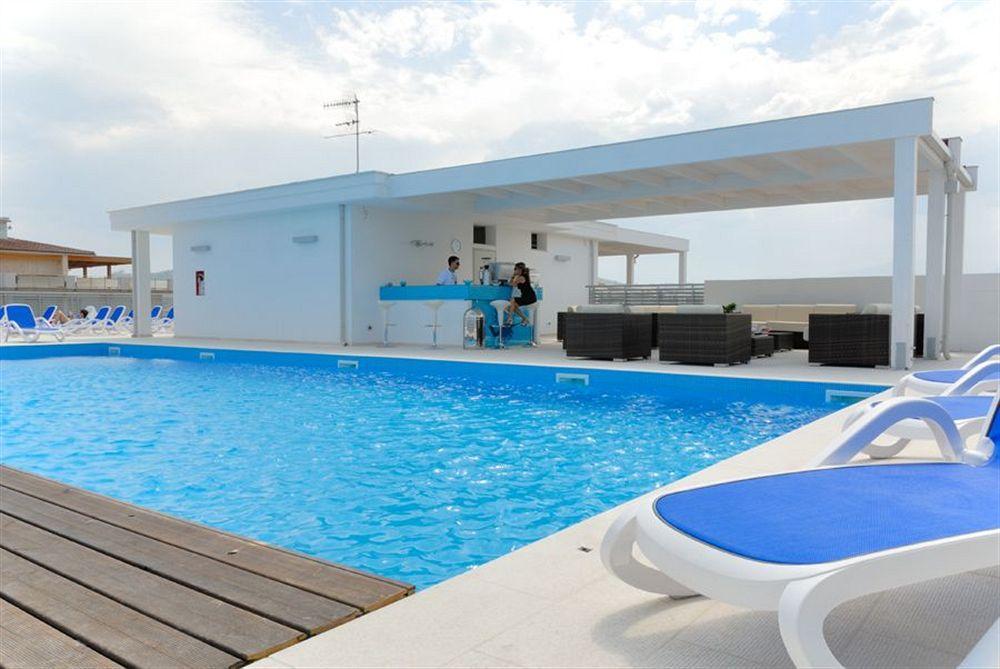 Medi Garden Hotel&Residence ألبا أدرياتيكا المظهر الخارجي الصورة